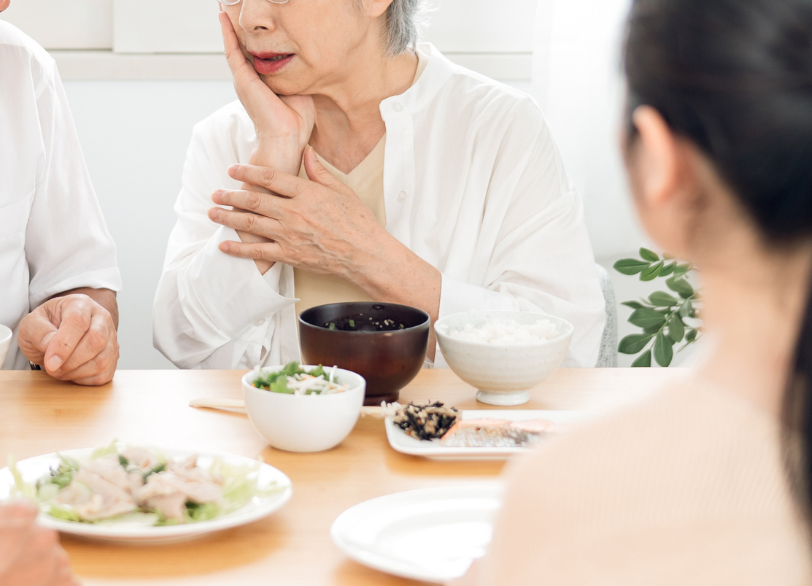 「合わない入れ歯」を使い続けるリスク｜河野歯科